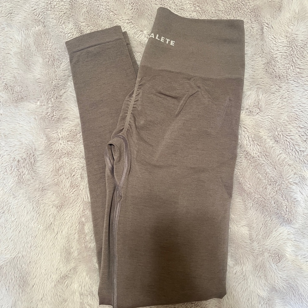Alphalete amplify Storm Grey